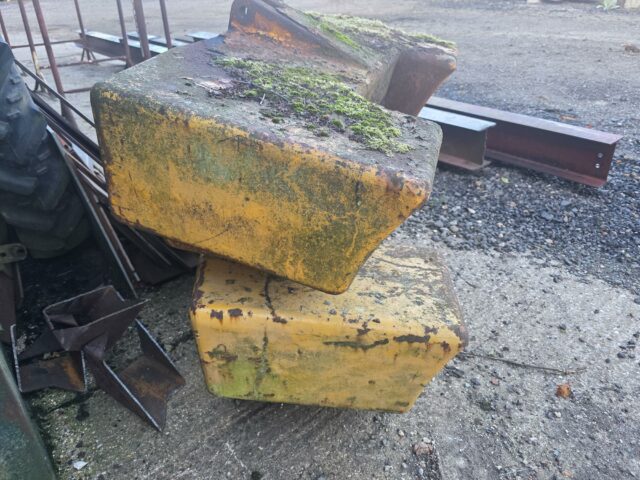one tonne weight block