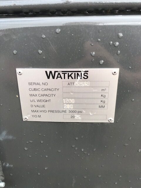 MB803380 PHILLIP WATKIN 1200KG WEIGHT