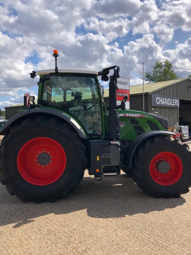 FE000417 FENDT 720 GEN6 TRACTOR