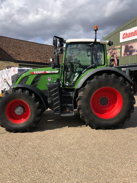 FE000417 FENDT 720 GEN6 TRACTOR