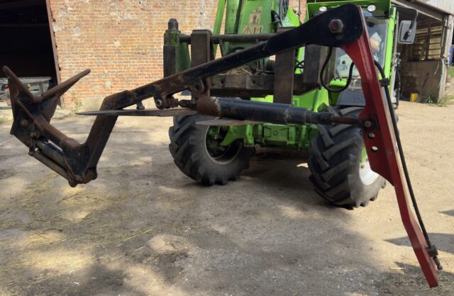 Gregoire Besson plough press arm