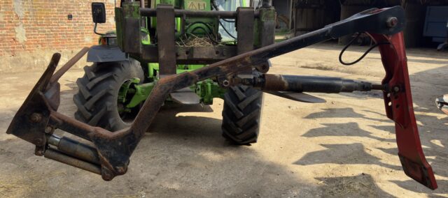 Gregoire Besson plough press arm