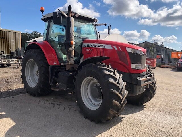 T512650B MF7618 4WD TRACTOR