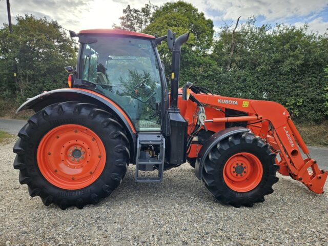 Kubota M125GX-III 4wd Tractor
