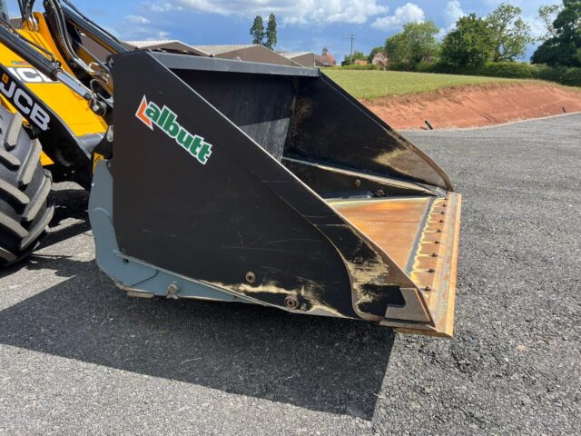 Albutt toe tip bucket