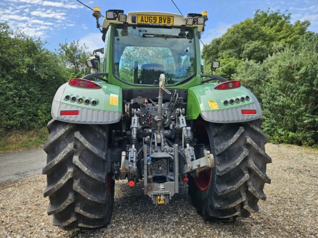 Fendt 718 Vario 4wd Tractor