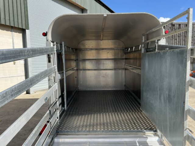 GRAHAM EDWARDS LIVESTOCK TRAILER
