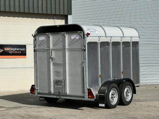 GRAHAM EDWARDS LIVESTOCK TRAILER