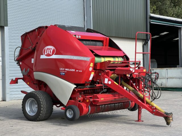 LELY WELGER RP 435 BALER