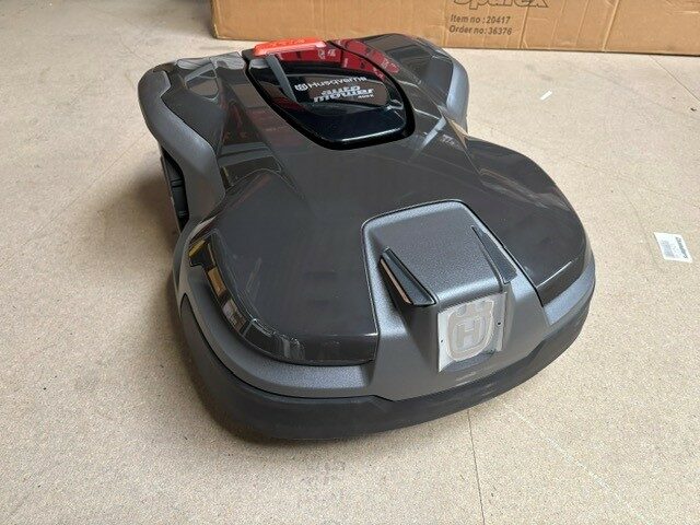 2M041058 HUSQVARNA AUTOMOW 405X ROBOTIC