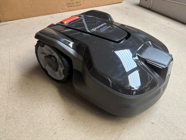 2M041075 HUSQVARNA AUTOMOW 305 ROBOTIC