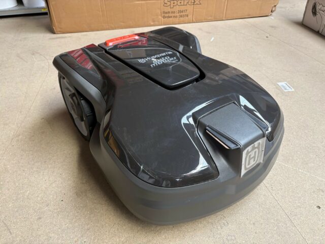 2M041075 HUSQVARNA AUTOMOW 305 ROBOTIC