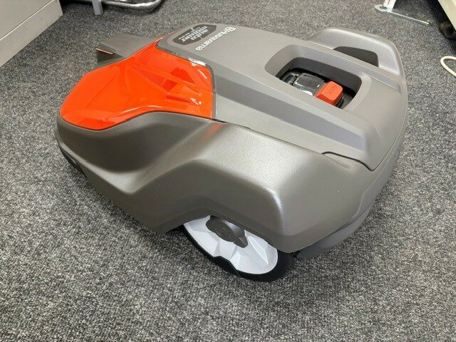 2M041082 HUSQVARNA AM550 EPOS ROBOTIC