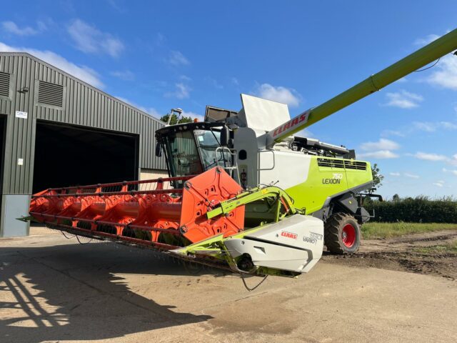 Claas 750 Montana
