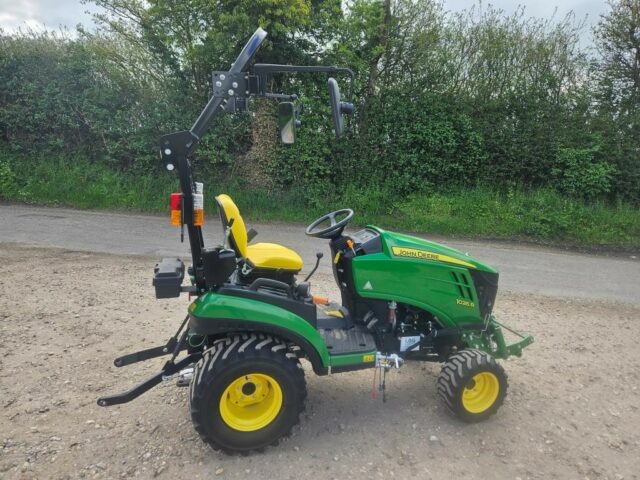 John Deere 1026R Compact Tractor