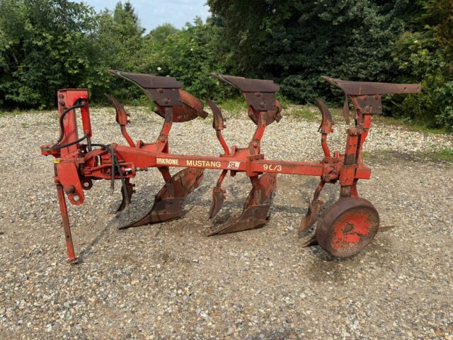 Krone Mustang SL 90/3 Furrow Plough