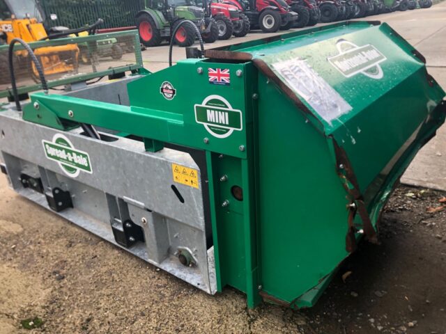 AM000848 SPREA-A-BALE MINI BALE SPREADER