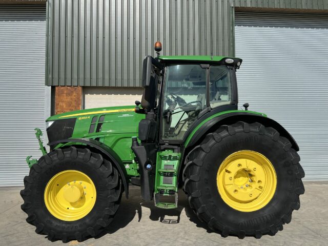 JOHN DEERE 6250R