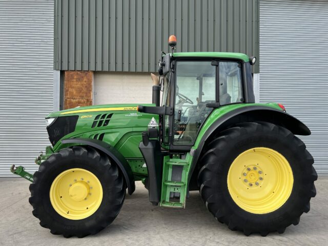 JOHN DEERE 6150M