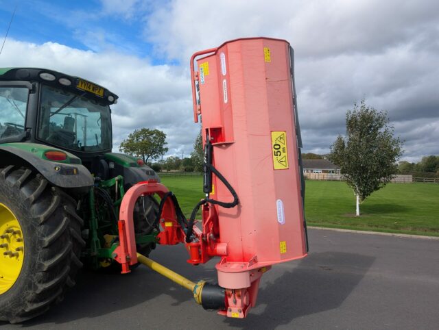 MASCHIO 2.3M OFFSET FLAIL MOWER (2016)