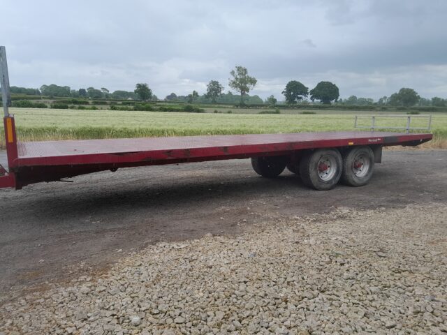 Marshall bale trailer