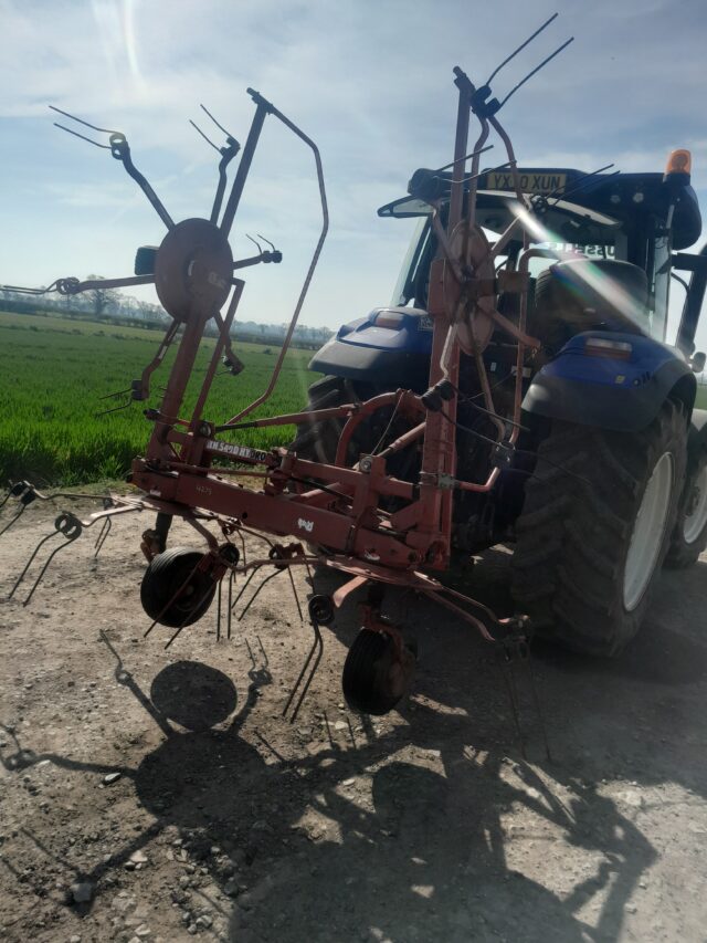 Fella TH 4 rota tedder