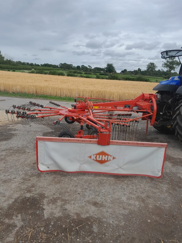 Kuhn GA4521GM single rotor rake