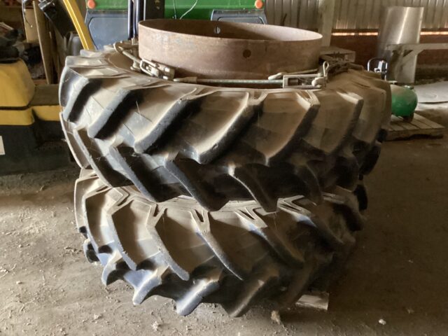 TYRES on STOCKS DUAL WHEELS