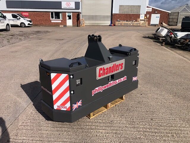 2M041180 PHILLIP WATKINS 2500KG WEIGHT