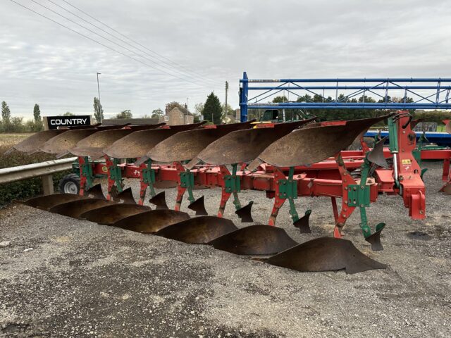KVERNELAND LO 85 300 PLOUGH (2018)