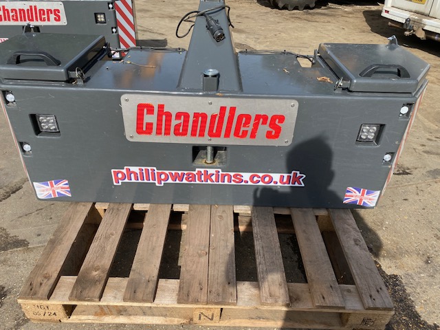 2M041156 PHILLIP WATKINS 1200KF WEIGHT