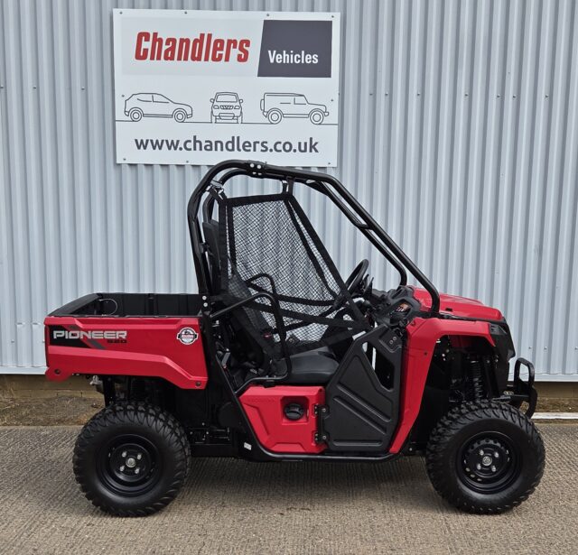 2M041304 NEW HONDA PIONEER 4WD ATV