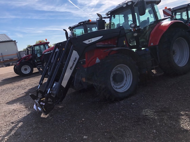 TB001229 – 2020 Massey Ferguson 7720 Tractor