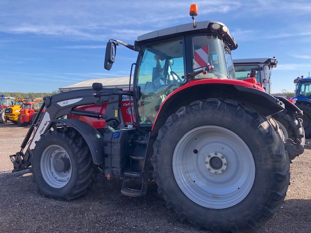 TB001229 – 2020 Massey Ferguson 7720 Tractor