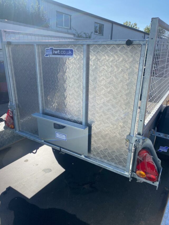 GM036931 IFOR WILLIAMS P7E TRAILER