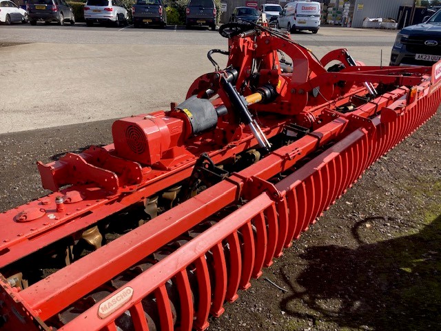 T7018773 2005 MASCHIO TORO POWER HARROW