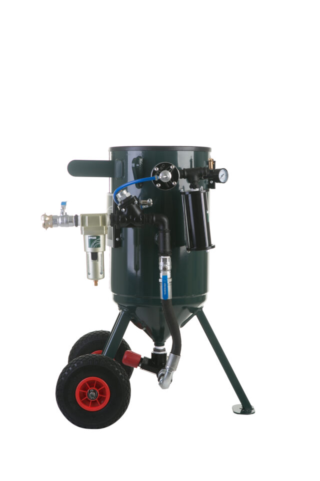 APPLIED 40L SHOT BLASTING POT