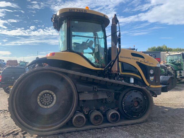 T4012832 CHALLENGER MT765B TRACTOR
