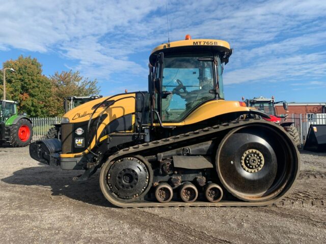 T4012832 CHALLENGER MT765B TRACTOR