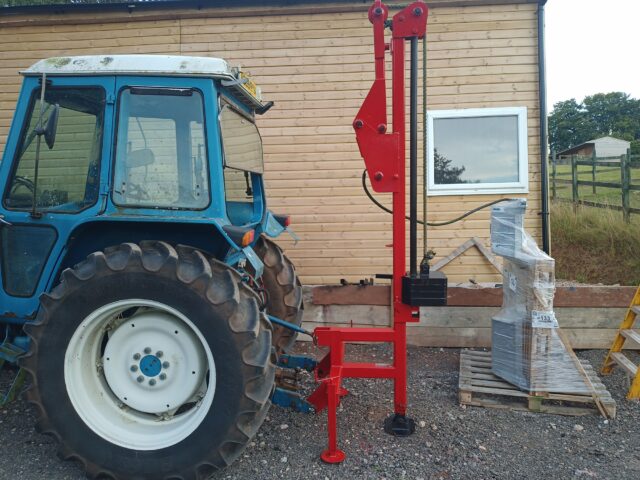 quantock tractor mounted post knocker