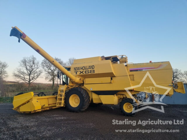 New Holland TX68 Combine