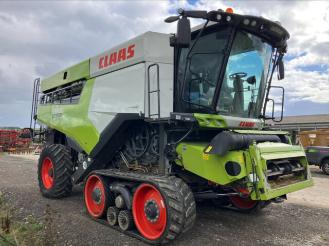 CLAAS LEXION 8800 TT