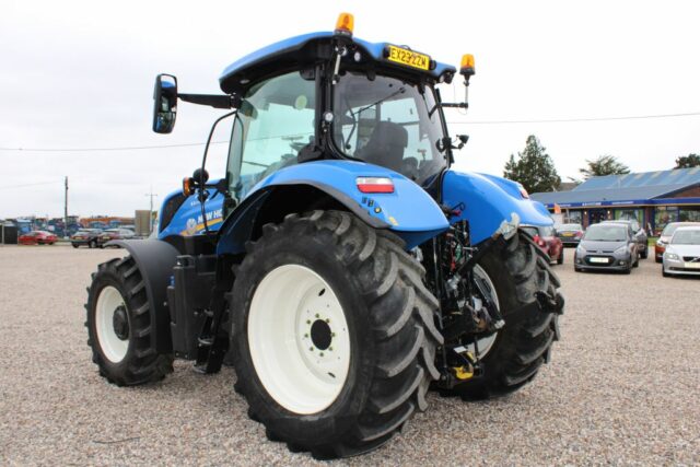 New Holland T7.210AC