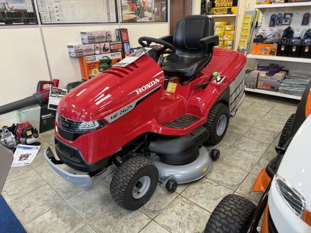 DM000242 HONDA HF2625 HME RIDE ON MOWER