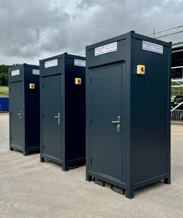 04′ x 04′ Ticket Offices