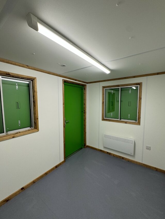 10' x 08' AV Office