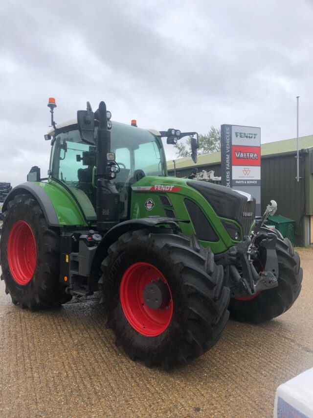 FE000428 FENDT 720 VGEN6 4WD TRACTOR
