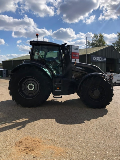 VA000186 DEMO VALTRA T175ED 4WD TRACTOR