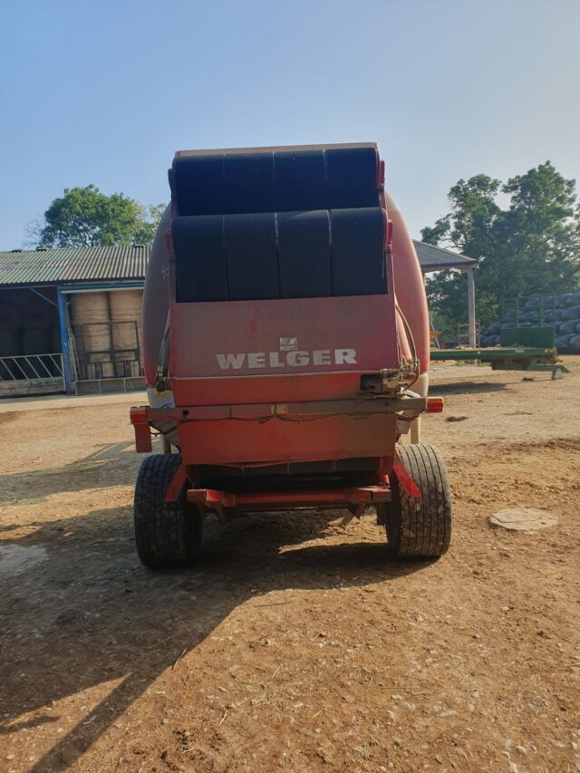 T8012116 2001 WELGER RP520 ROUND BALER
