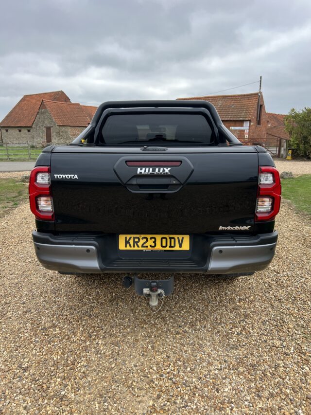 2023 Toyota Hilux Invinvible X 2.8